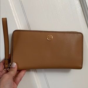 Tory Burch Women’s Wallet